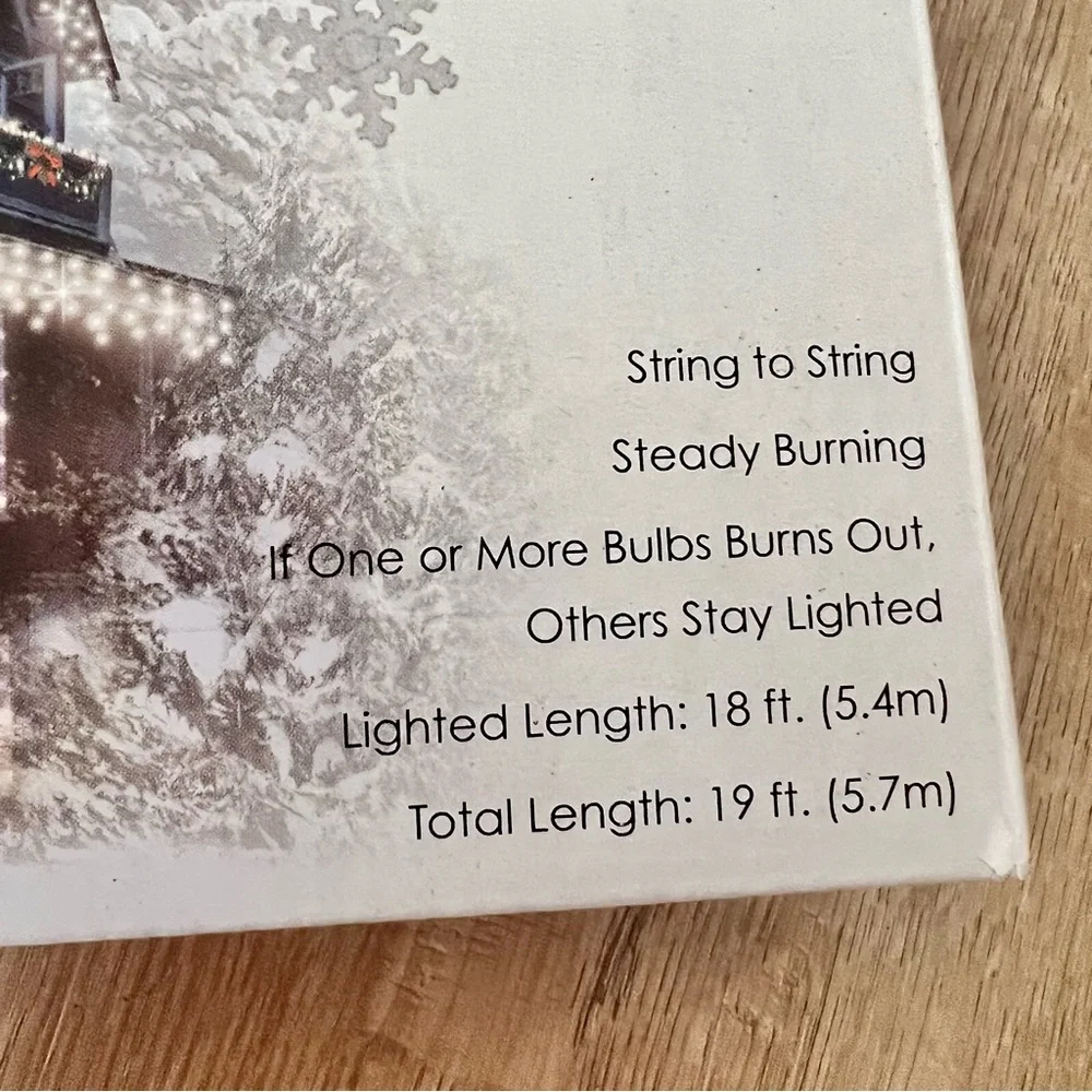 NIB Home for the holidays 200 Icicle Lights Indoor‎ Outdoor 19 Ft Clear Bulbs